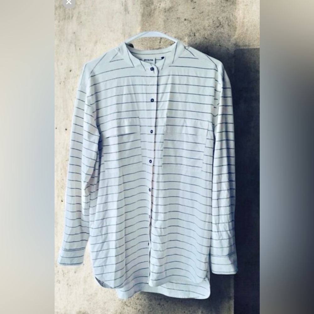 Prana women’s longsleeve top